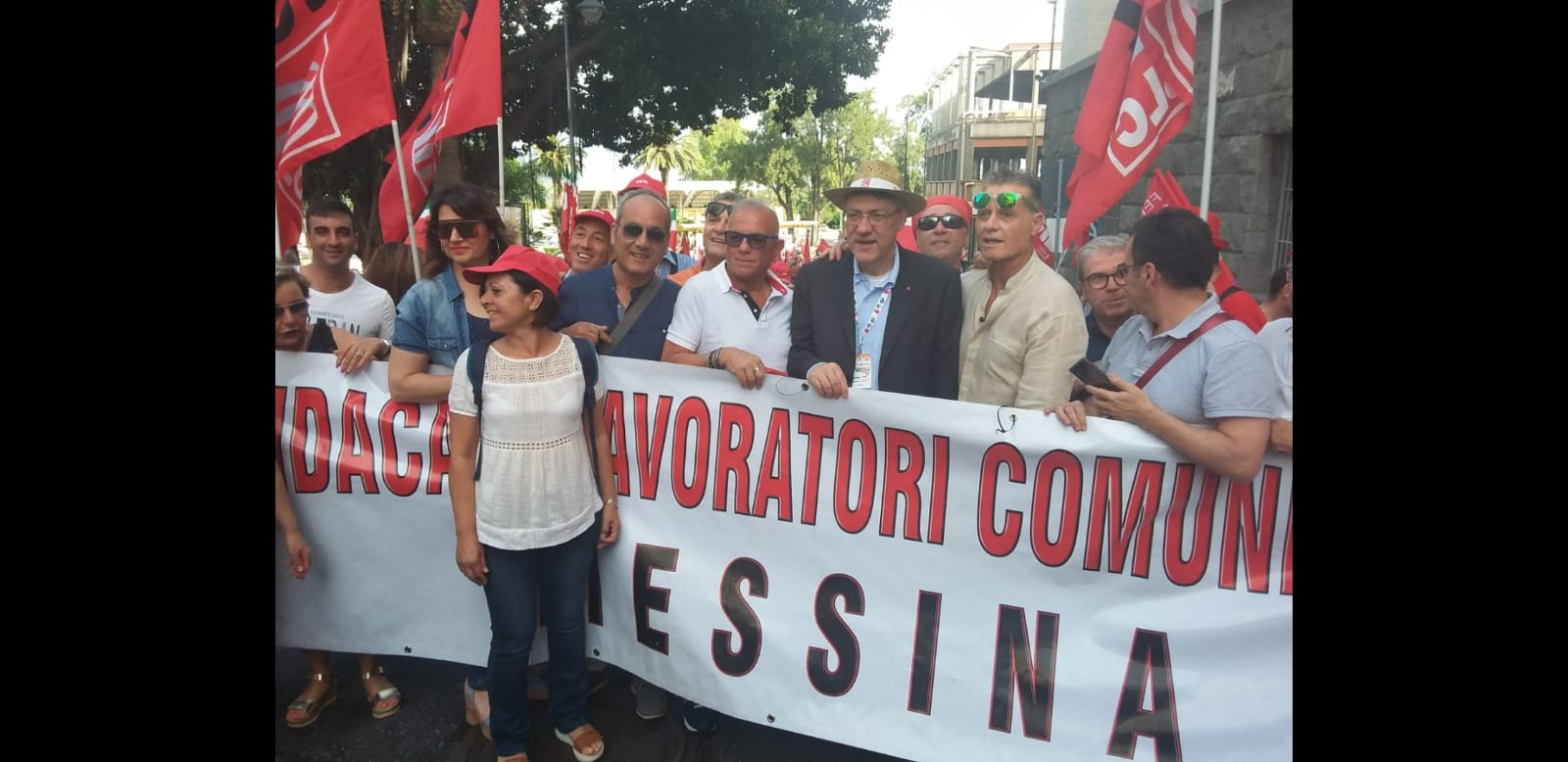 ALTRO CHE MIRACOLO DEL GOVERNO, L’ECONOMIA STA RALLENTANDO ALTRO CHE MIRACOLO DEL GOVERNO, L’ECONOMIA STA RALLENTANDO